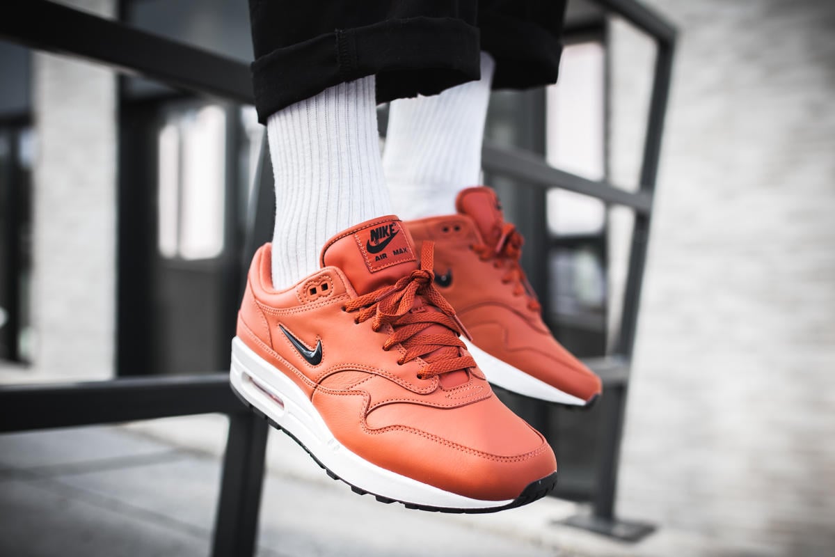 Nike Air Max 1 Premium Sc Jewel Swoosh Dusty Peach | AFEW Nike Leather Air Max 1 Premium Sc Dusty Peach Black white