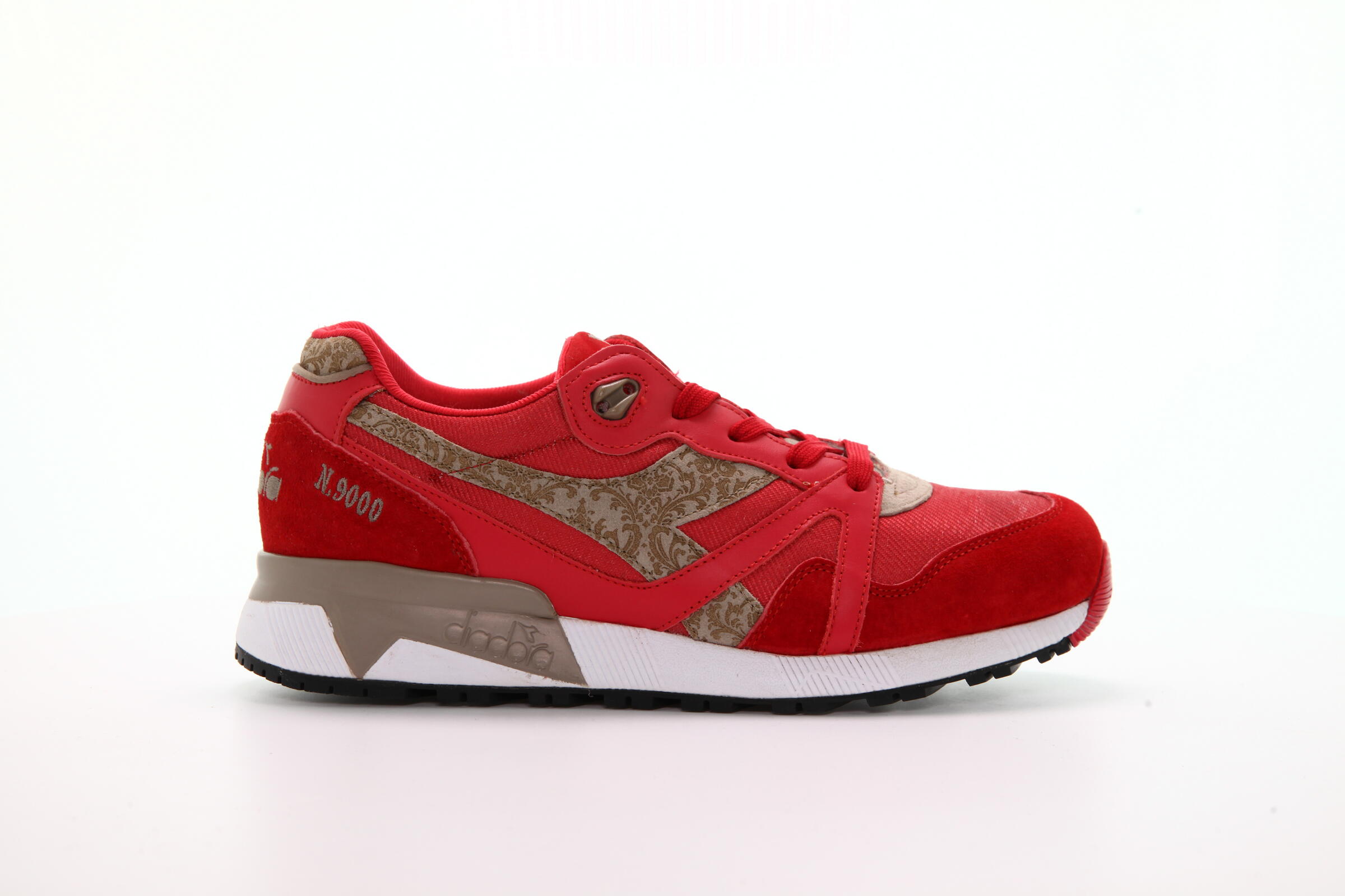 Diadora N9000 MII "Roccoco Red"