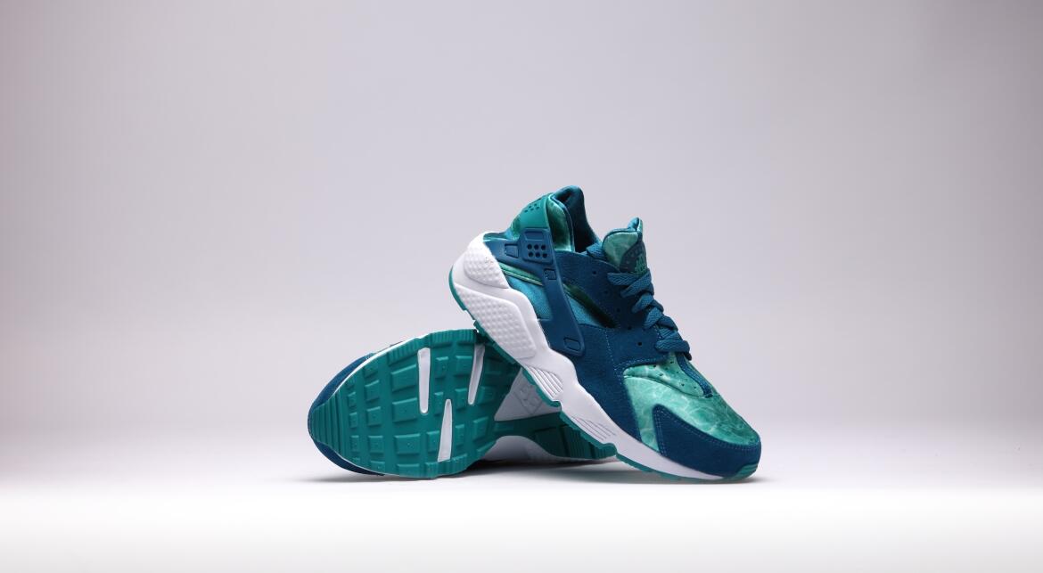 huarache green abyss