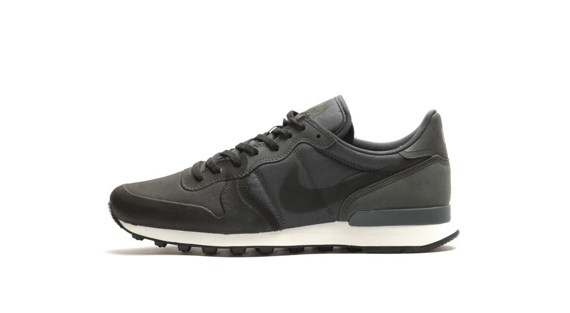 Nike Internationalist Premium SE "Black"
