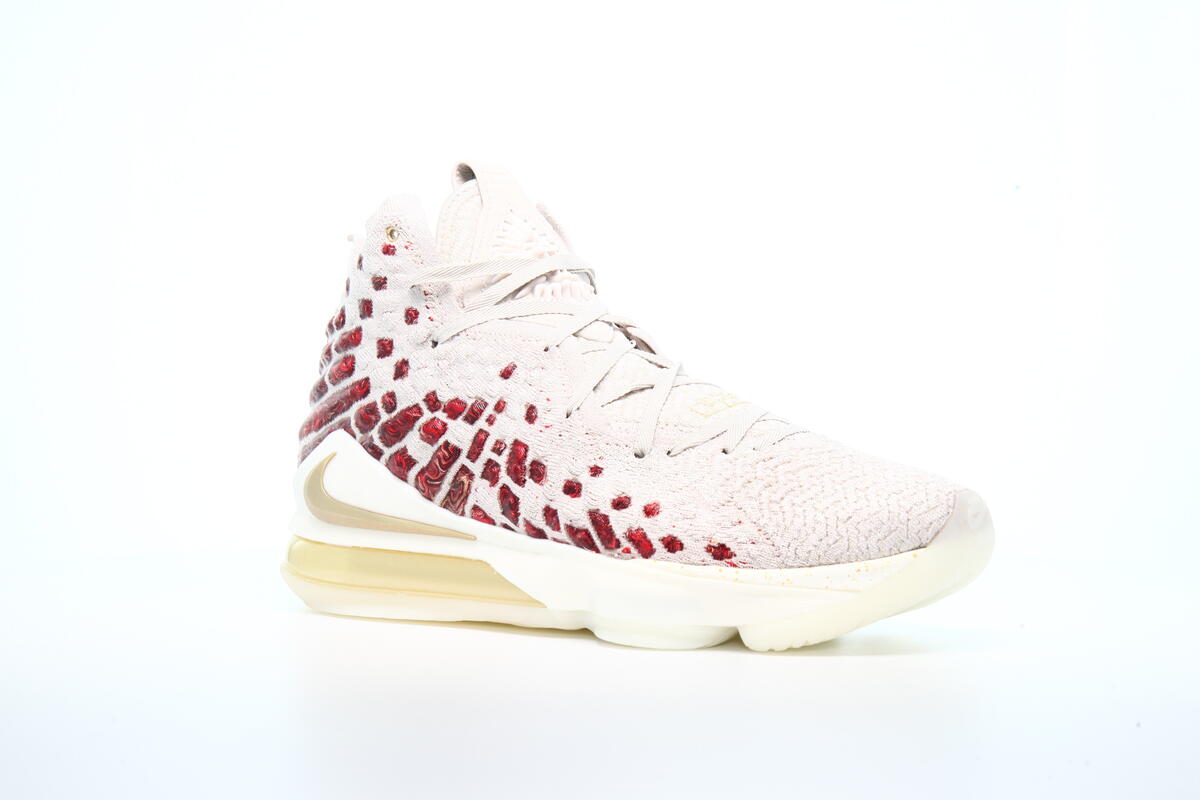 Nike LeBron 17 "Desert Sand" - Image 3