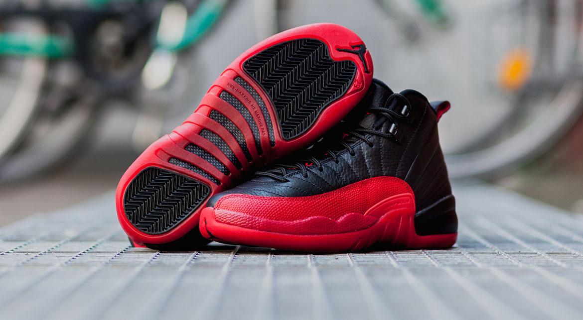 flu game 12 red paint