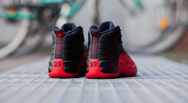 Jordan 12 black red flu cheap game