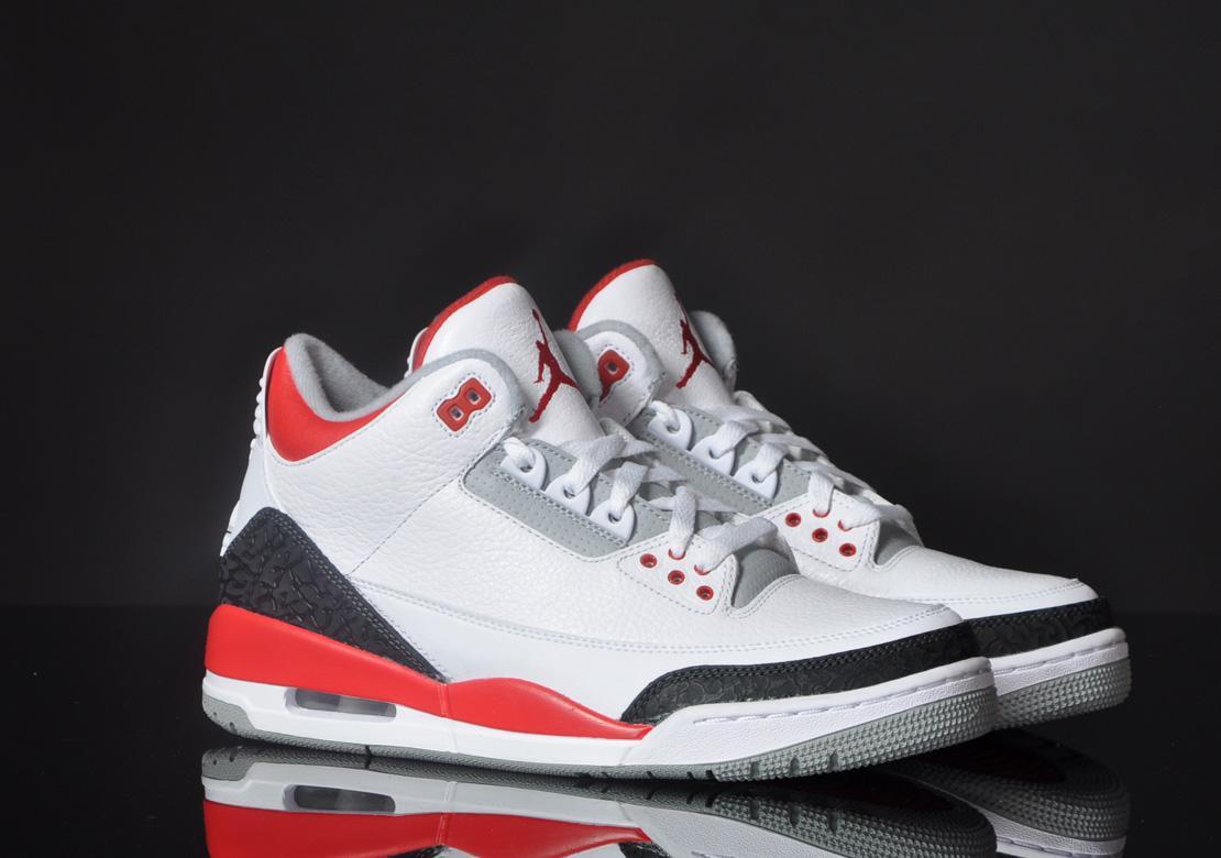 Air Jordan 3 Retro