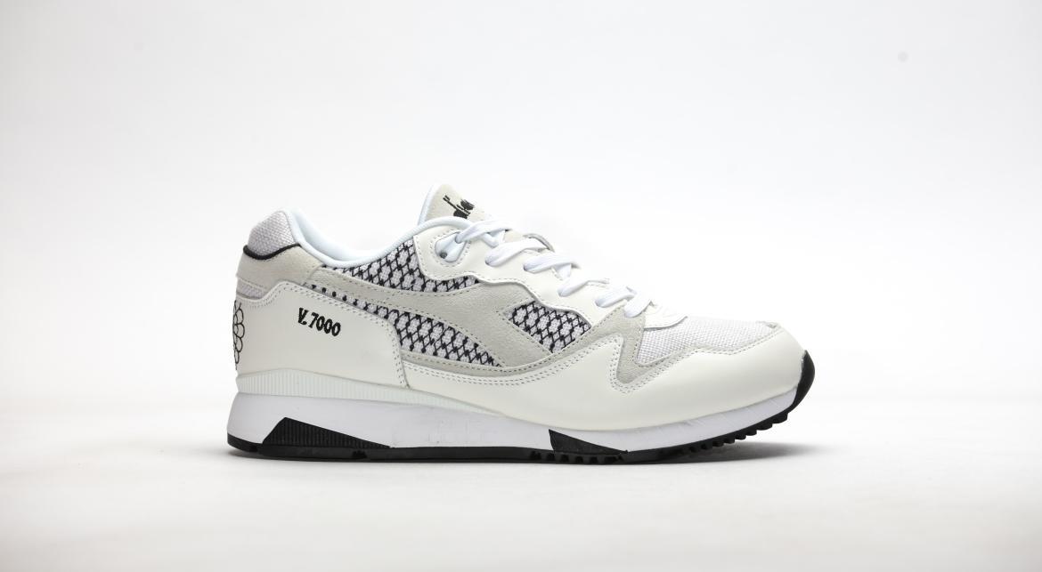 Diadora V7000 SAMURAI "White"