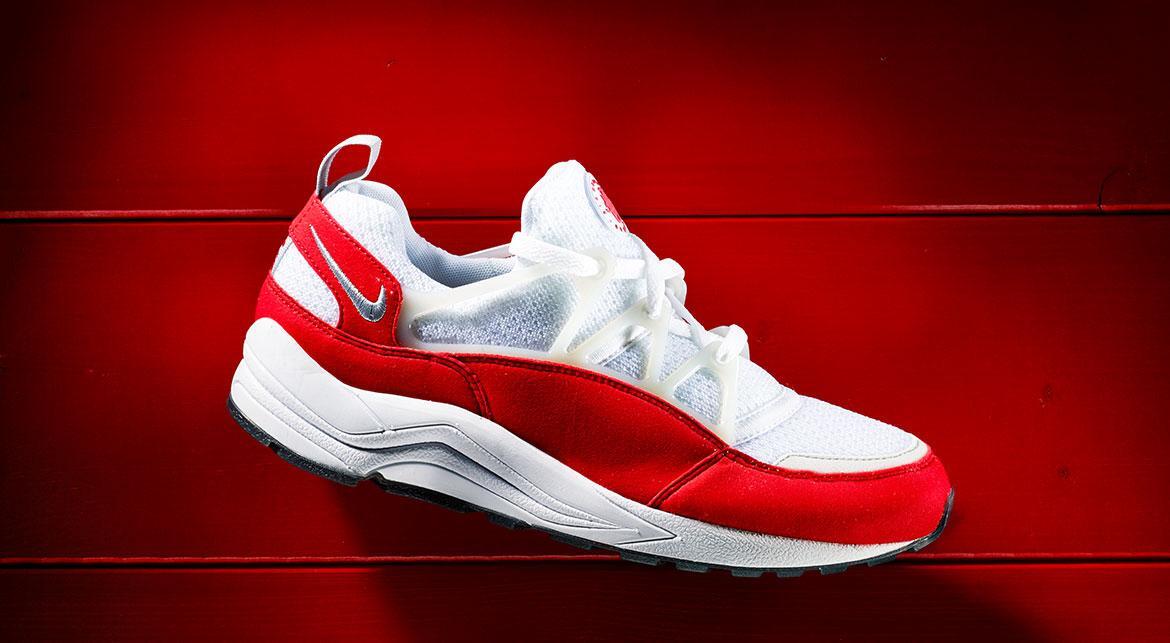 Nike Air Huarache Light 'University Red' - Image 5