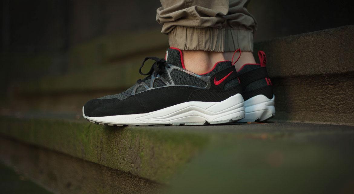 Nike Air Huarache "University Red" - Image 6