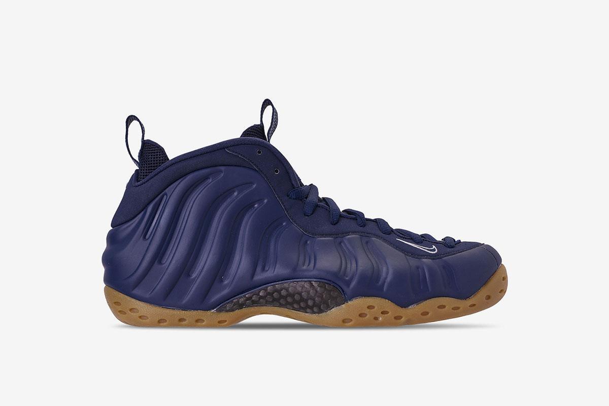midnight blue foamposites