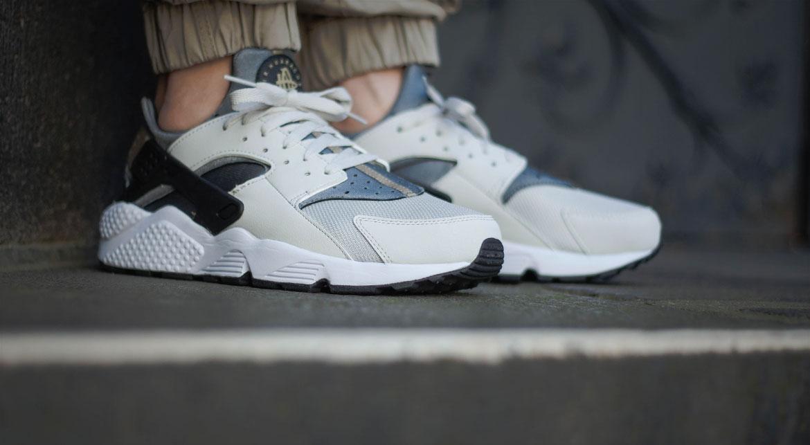 Nike Air Huarache 