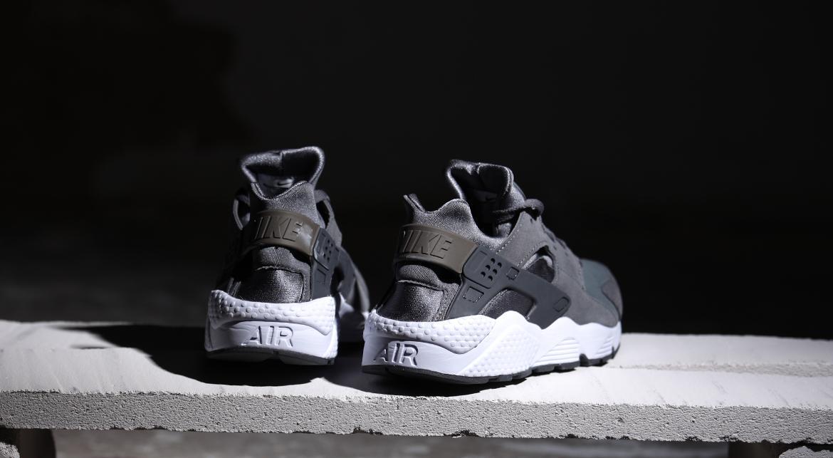 grey and black huaraches mens