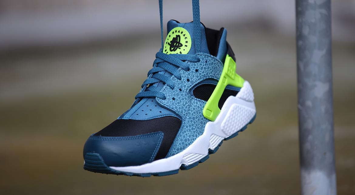 huaraches blue and green