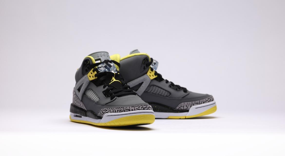 Air Jordan Spizike BG (GS) - Image 4