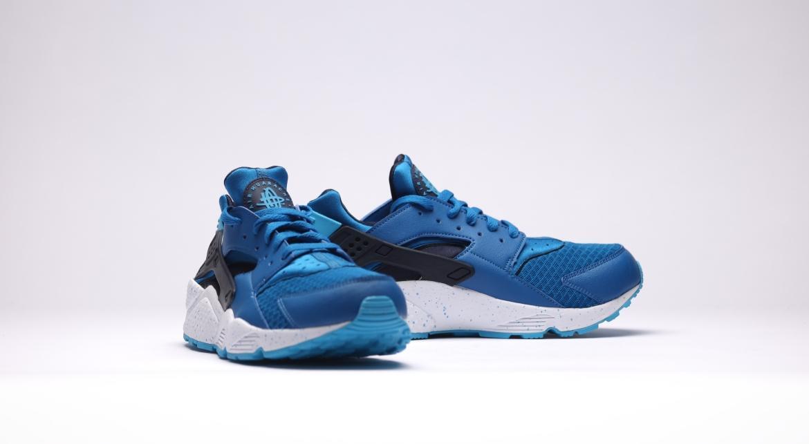 blue air huarache