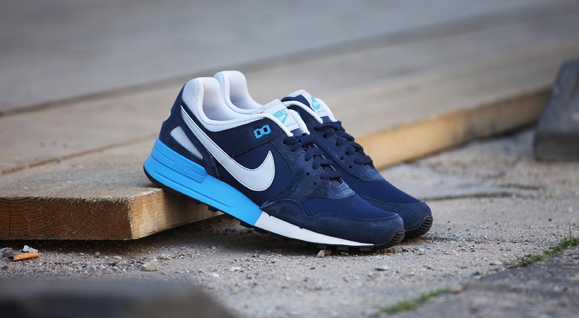 nike air pegasus 89 black blue