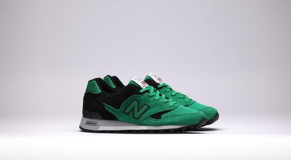 new-balance-m-577-sgk-green- 新品未使用VANS SLIPON  ファイヤーパターン