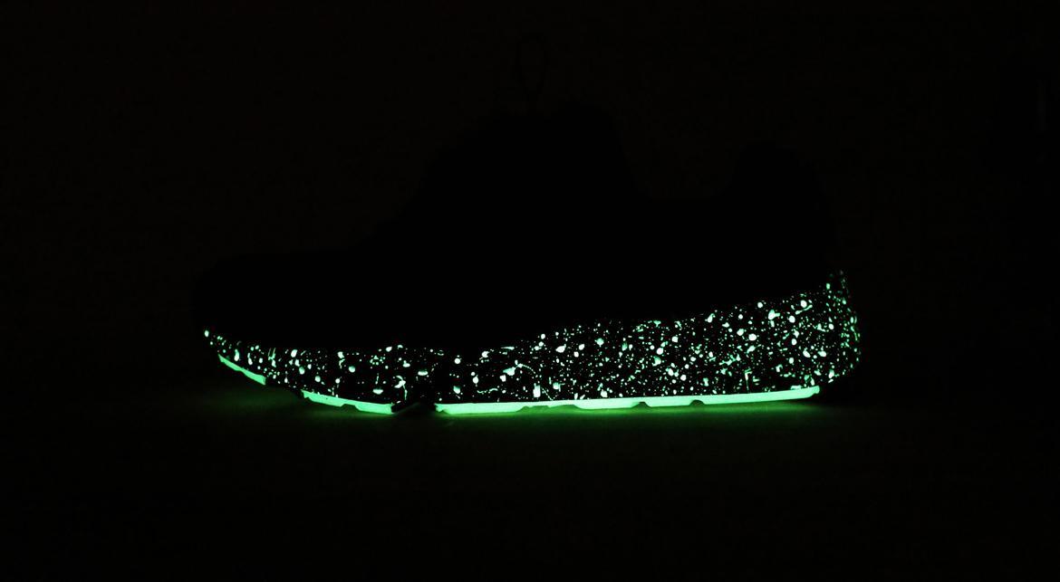 Puma x atmos Trinomic Disc Blaze "Glow in the Dark" - Image 11