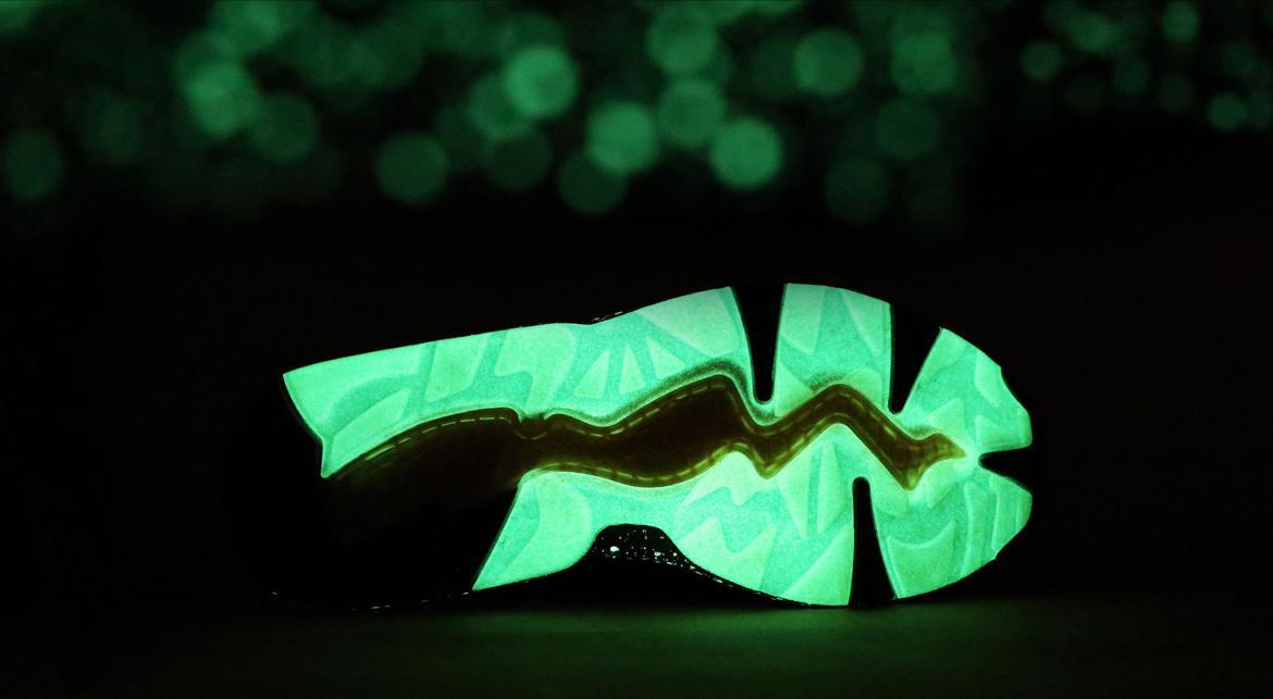 Puma x atmos Trinomic Disc Blaze "Glow in the Dark" - Image 12