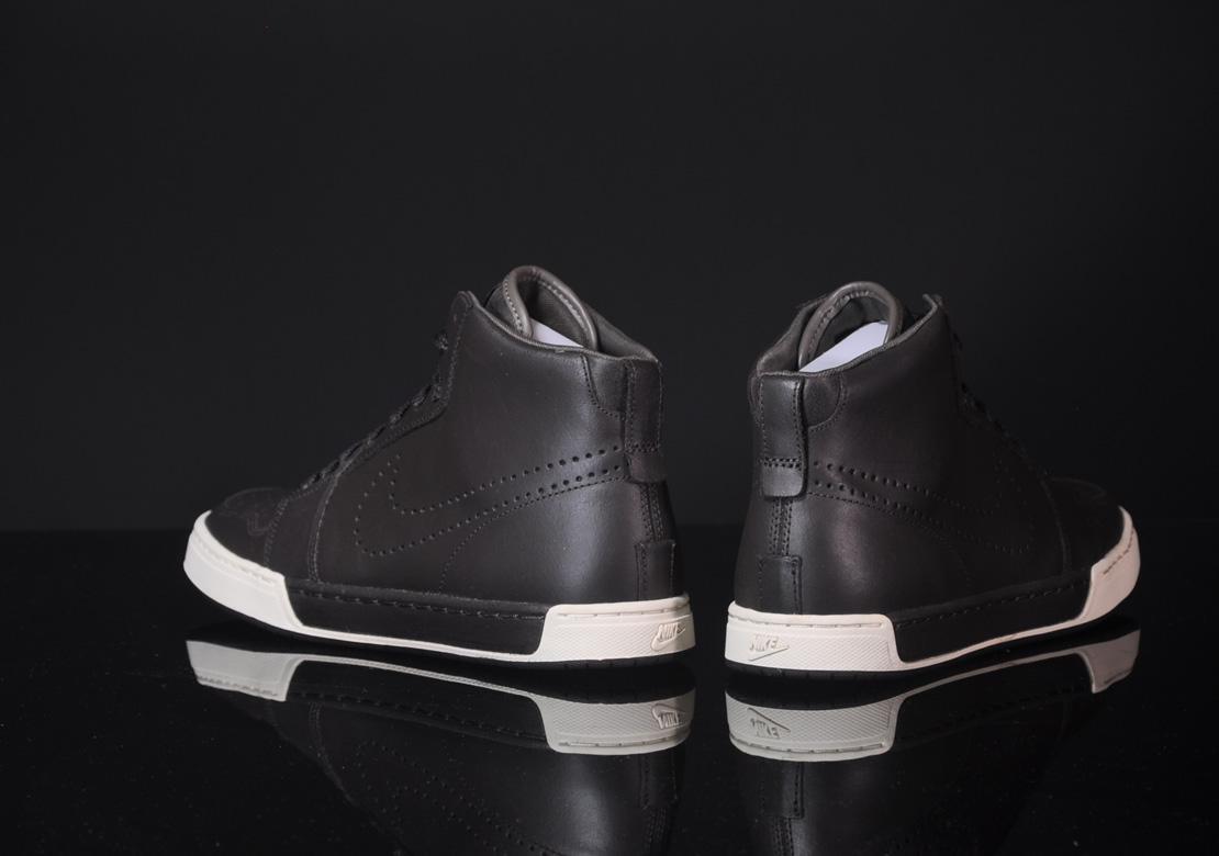 nike air royal mid