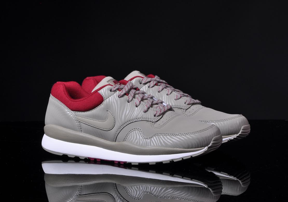 Nike Air Safari