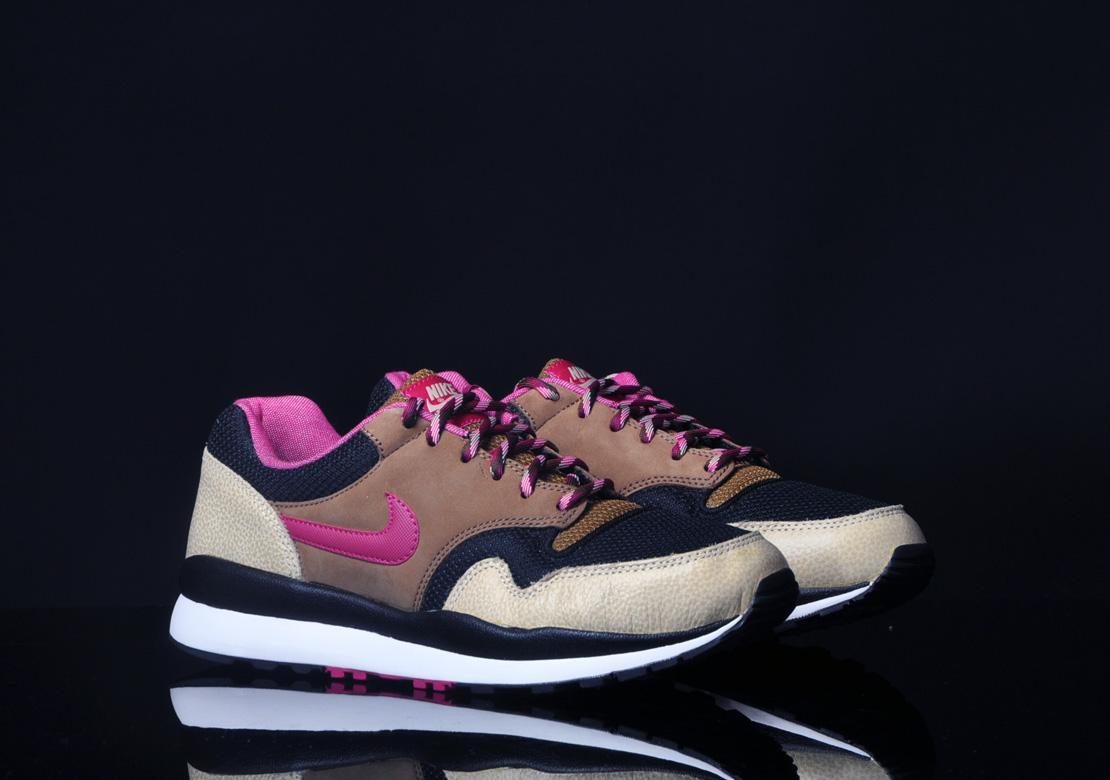 Nike Air Safari