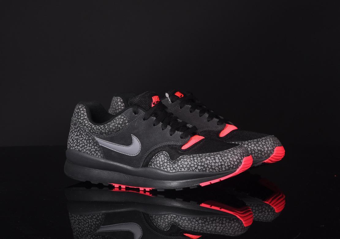 Nike Air Safari