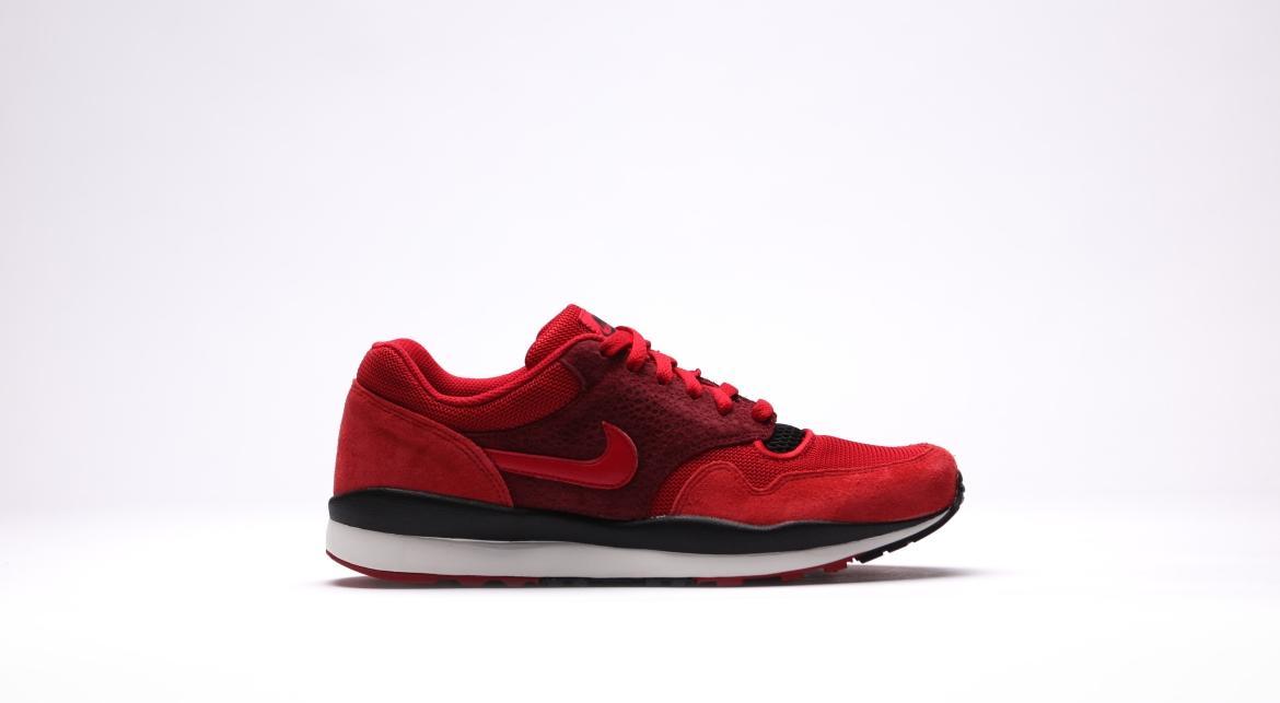 Nike Air Safari "Gym Red"