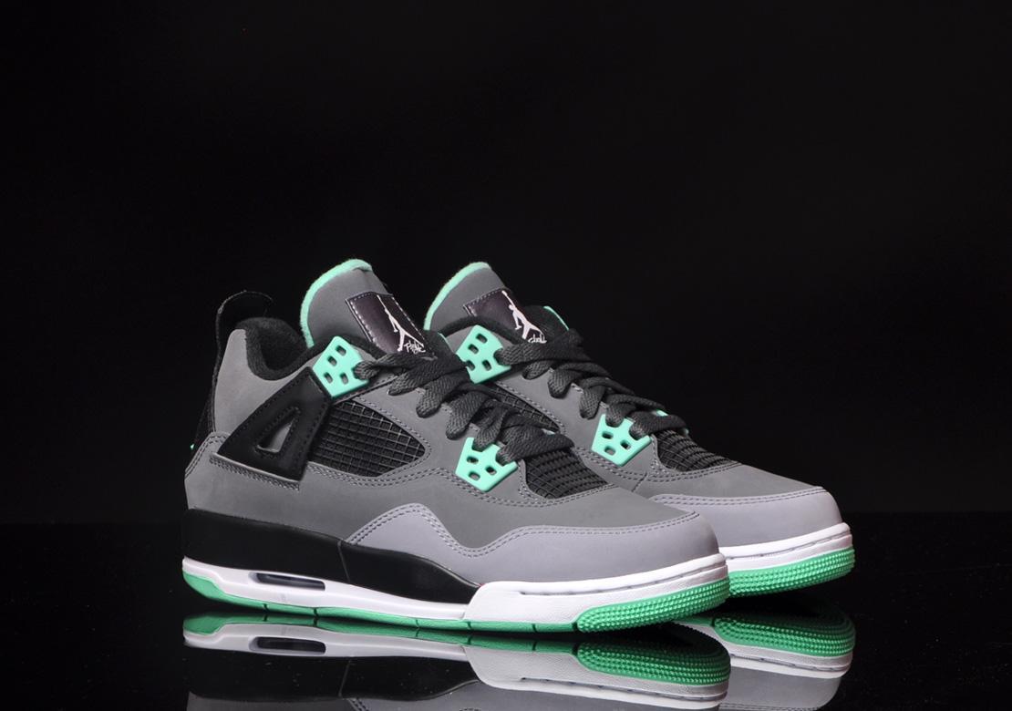 glow in the dark retro 4
