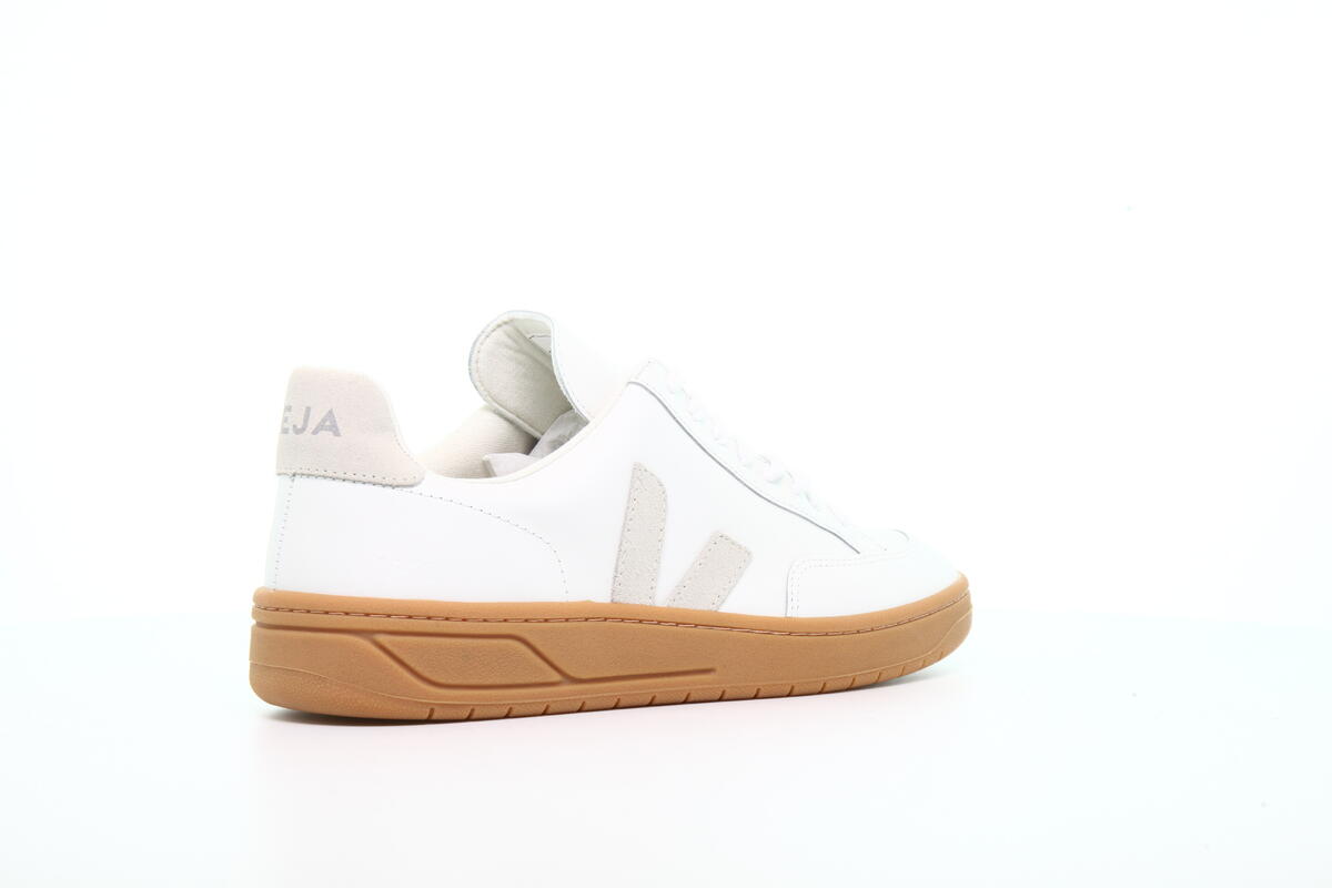 Veja V-12 "Natural" - Image 13