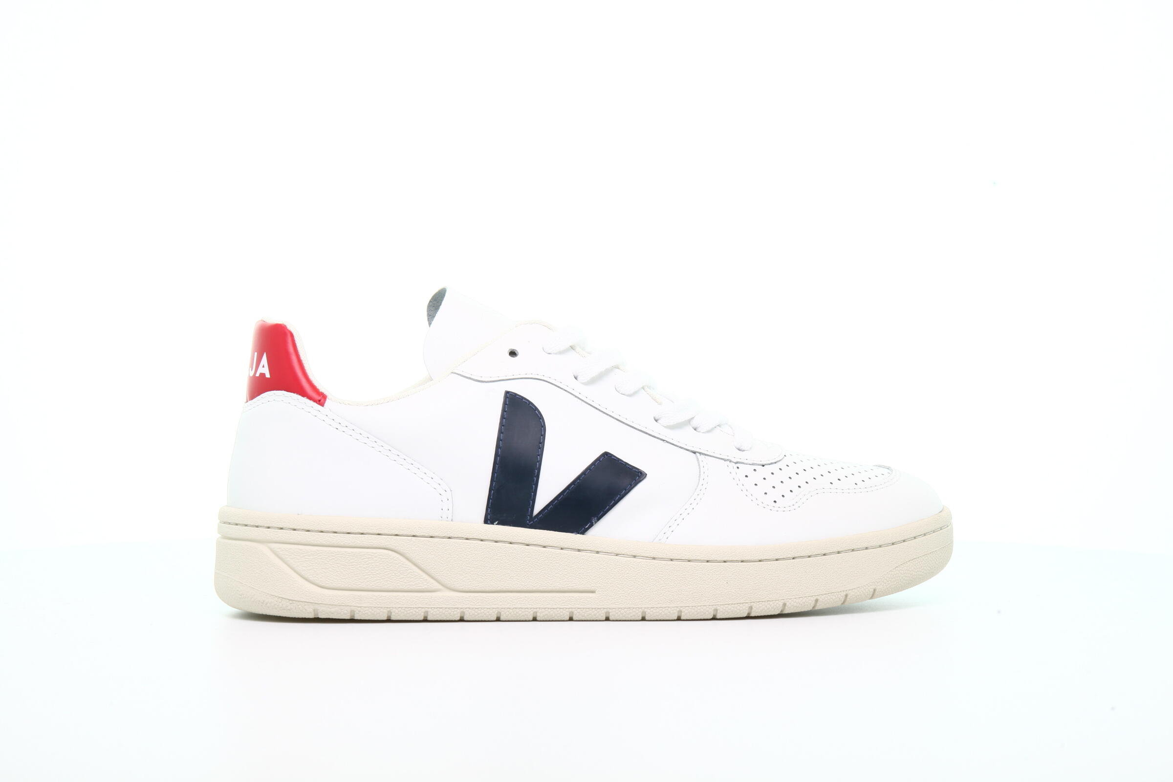 Veja V-10 "Nautico"