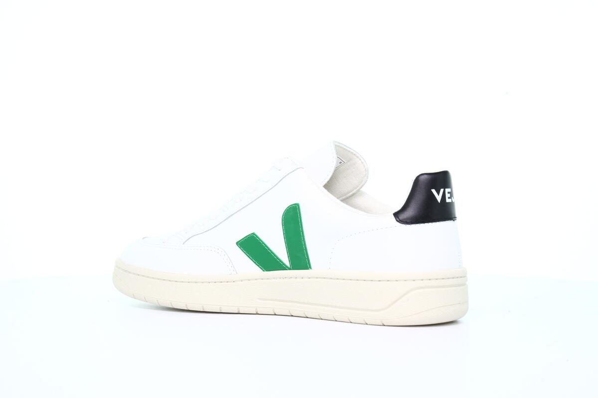 Veja V-12 "Emeraude" - Image 9
