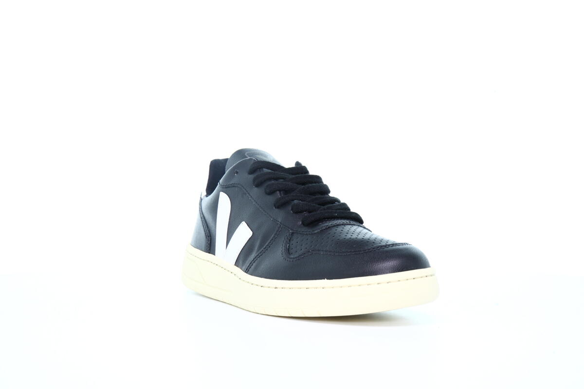 Veja V-10 "Black & White" - Image 4