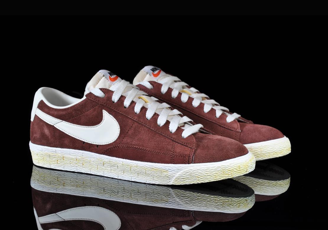 Nike blazer low burgundy best sale