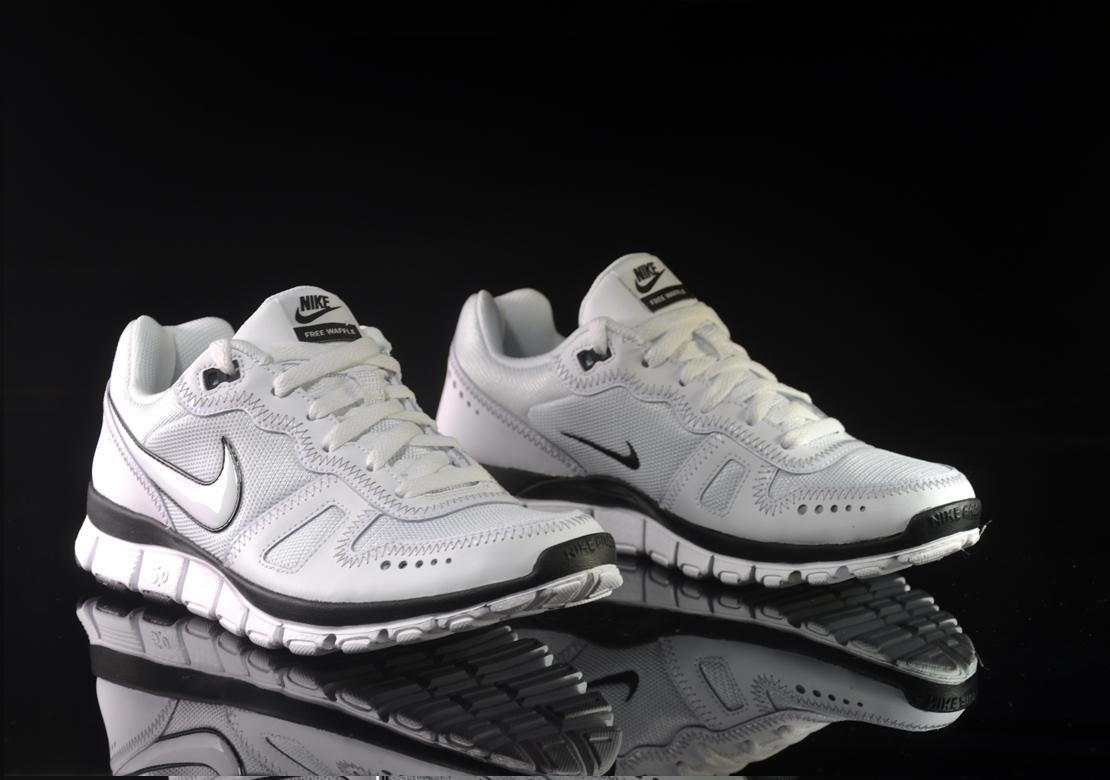 Nike Wmns Free Waffle AC Leather