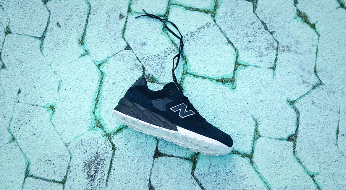 New Balance MRT 580 Tonal Pack - Image 13