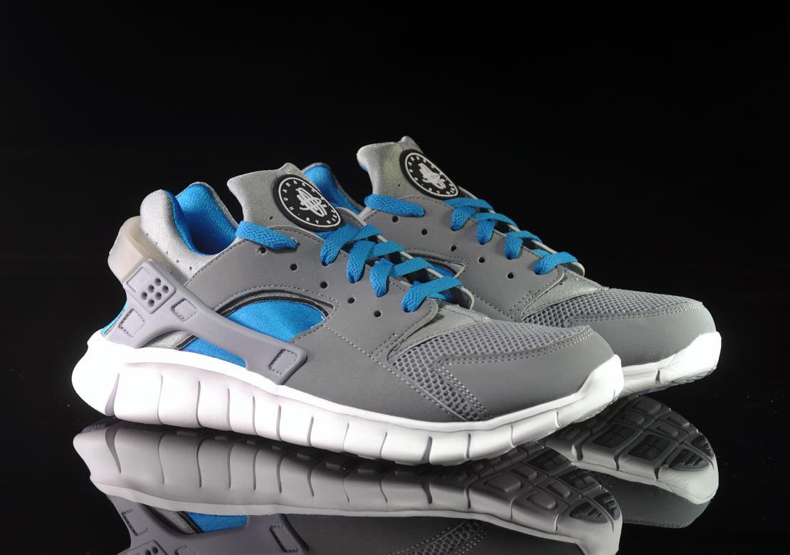 nike huarache free blue