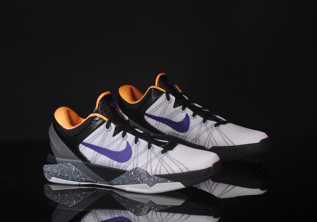 Nike Zoom Kobe VII System