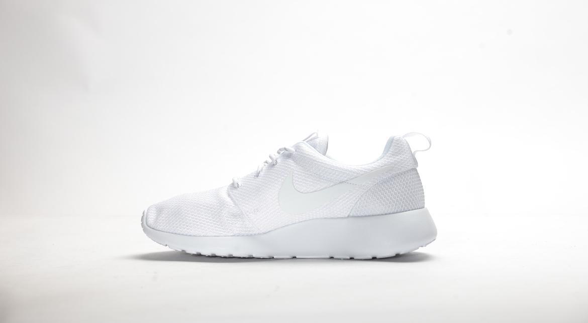 Nike Roshe All-White Sneakers Nike Roshe One Triple White 2016 511881-112 Men main image 3