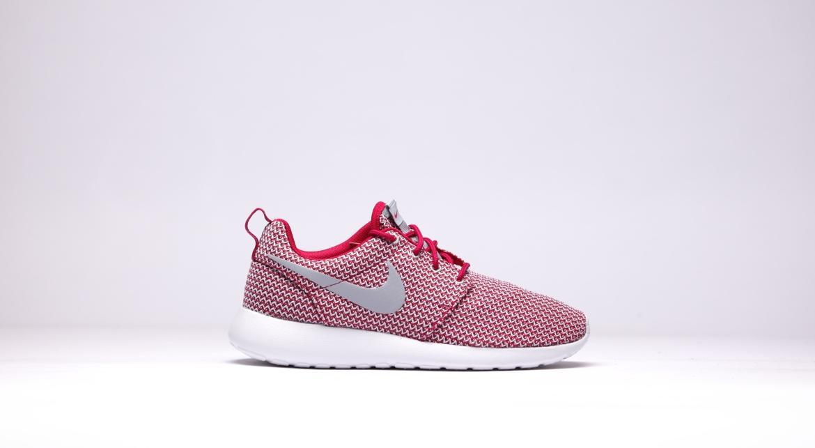 Nike Wmns Rosherun "Dark Fireberry"