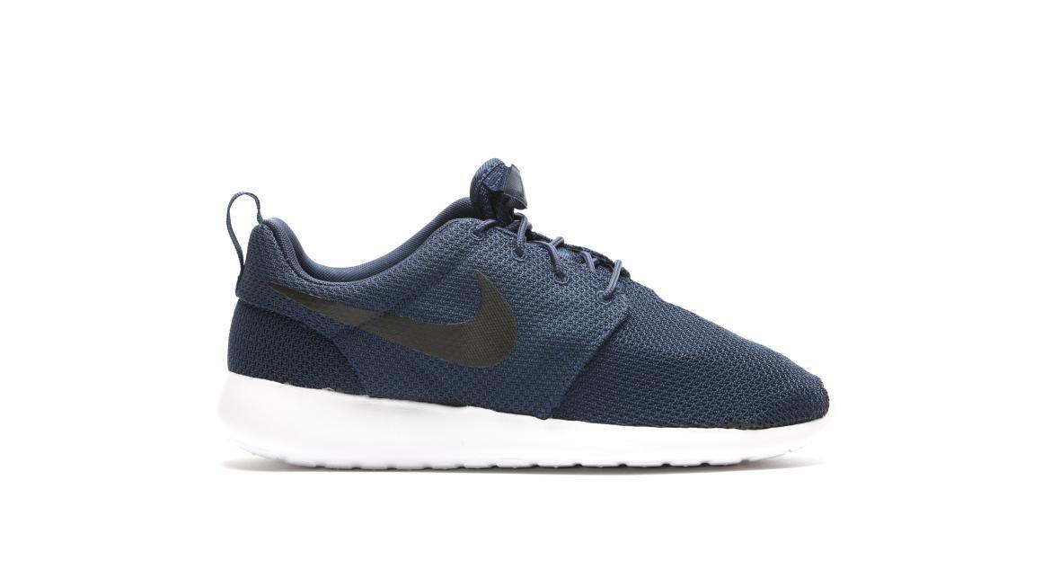 nike navy roshe