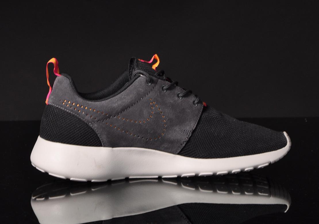 Nike Roshe Run