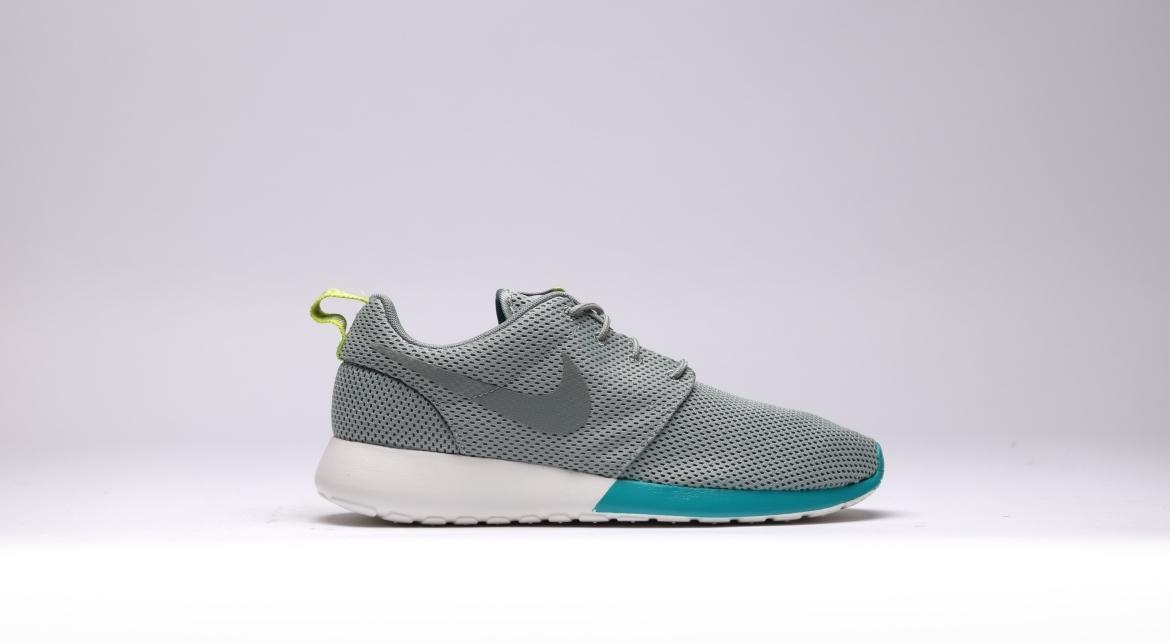 Nike Rosherun "Clear Grey"