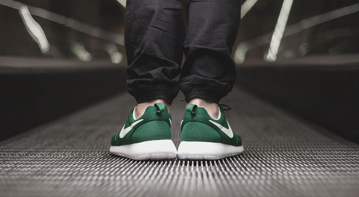 Nike Roshe One  display picture 1