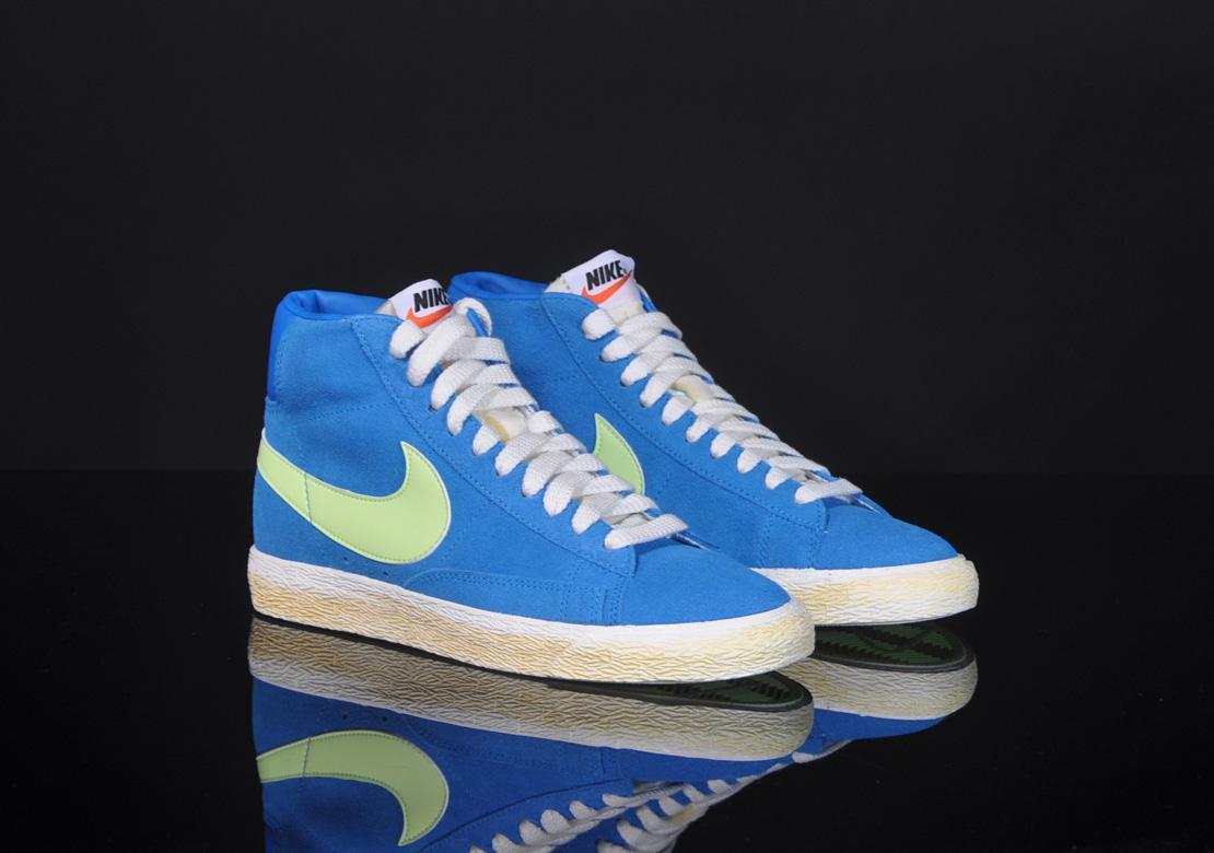 Nike Wmns Blazer Hi Suede (VNTG)