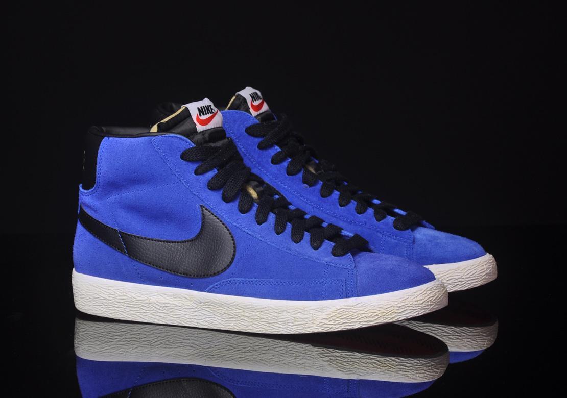 nike royal blazer