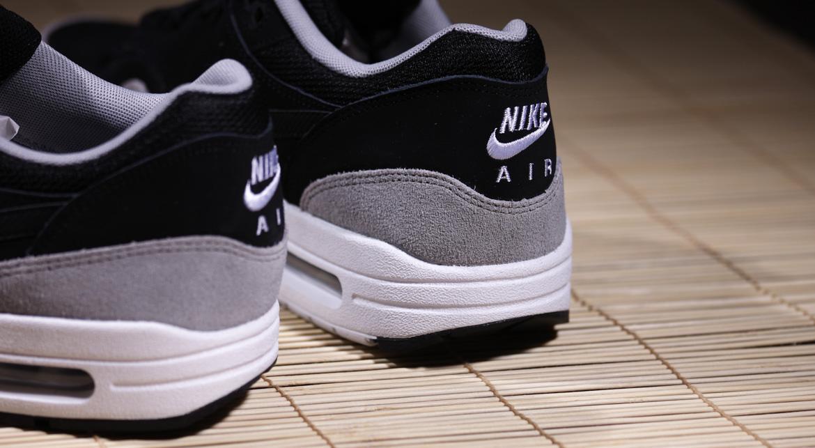 Nike Air Max 1 Essential "Grey Suede"