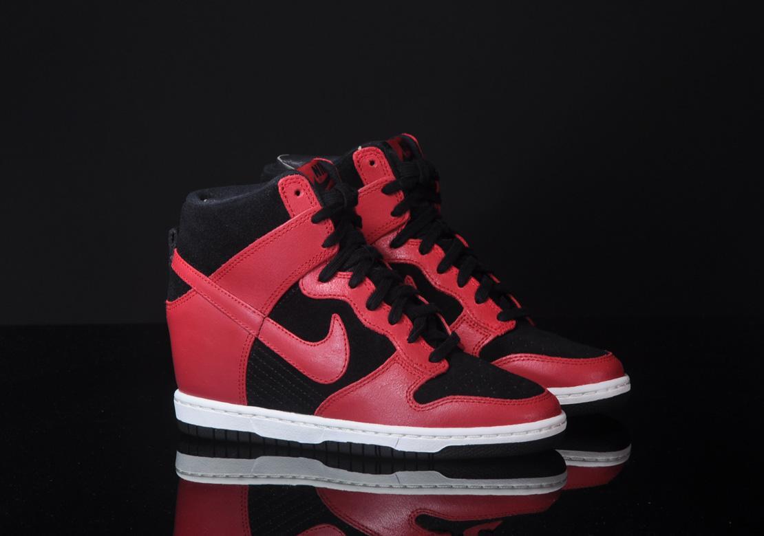 Nike Wmns Dunk Sky Hi