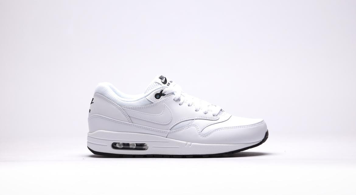 air max all white