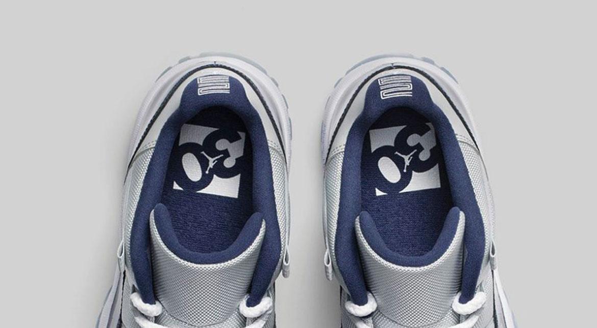 Air Jordan Air 11 Retro Low "georgetown" - Image 4