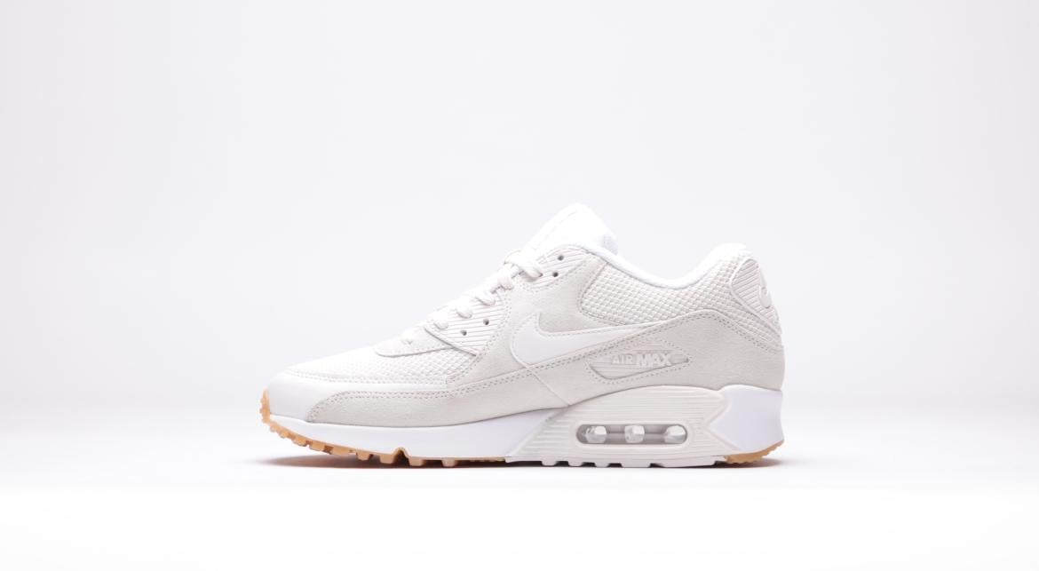 air max 90 white gum bottom