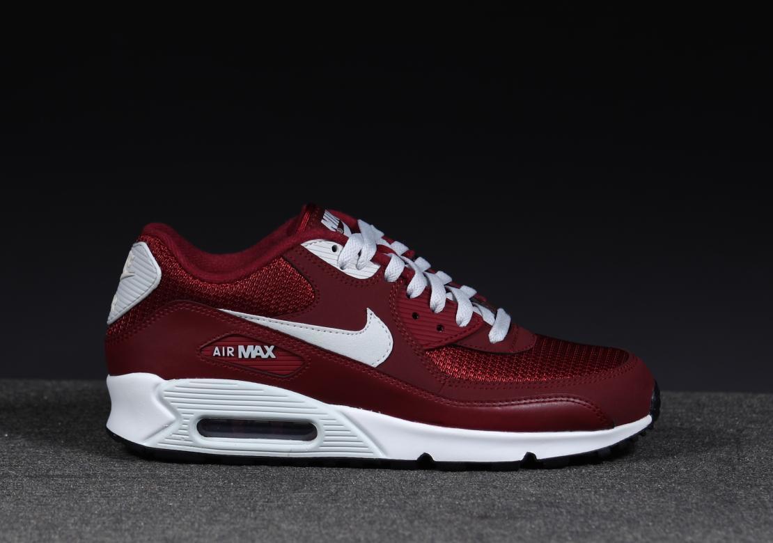 Nike Air Max 90 Essential